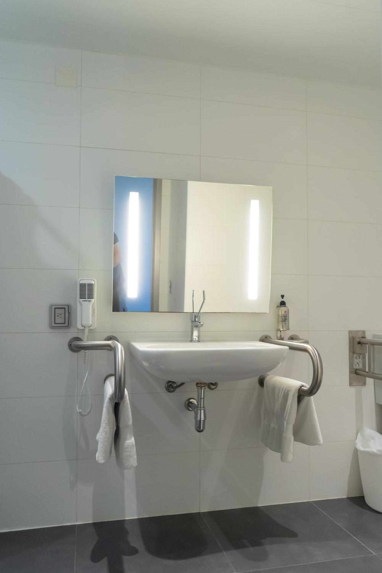Hotel Ibis Trujillo Esterno foto