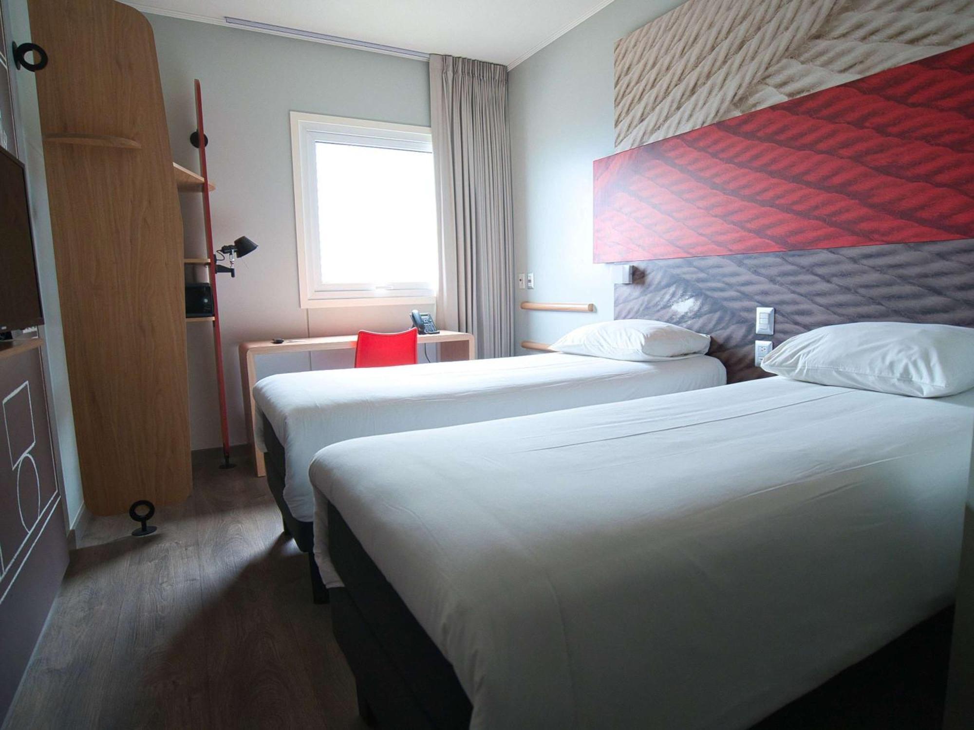 Hotel Ibis Trujillo Esterno foto