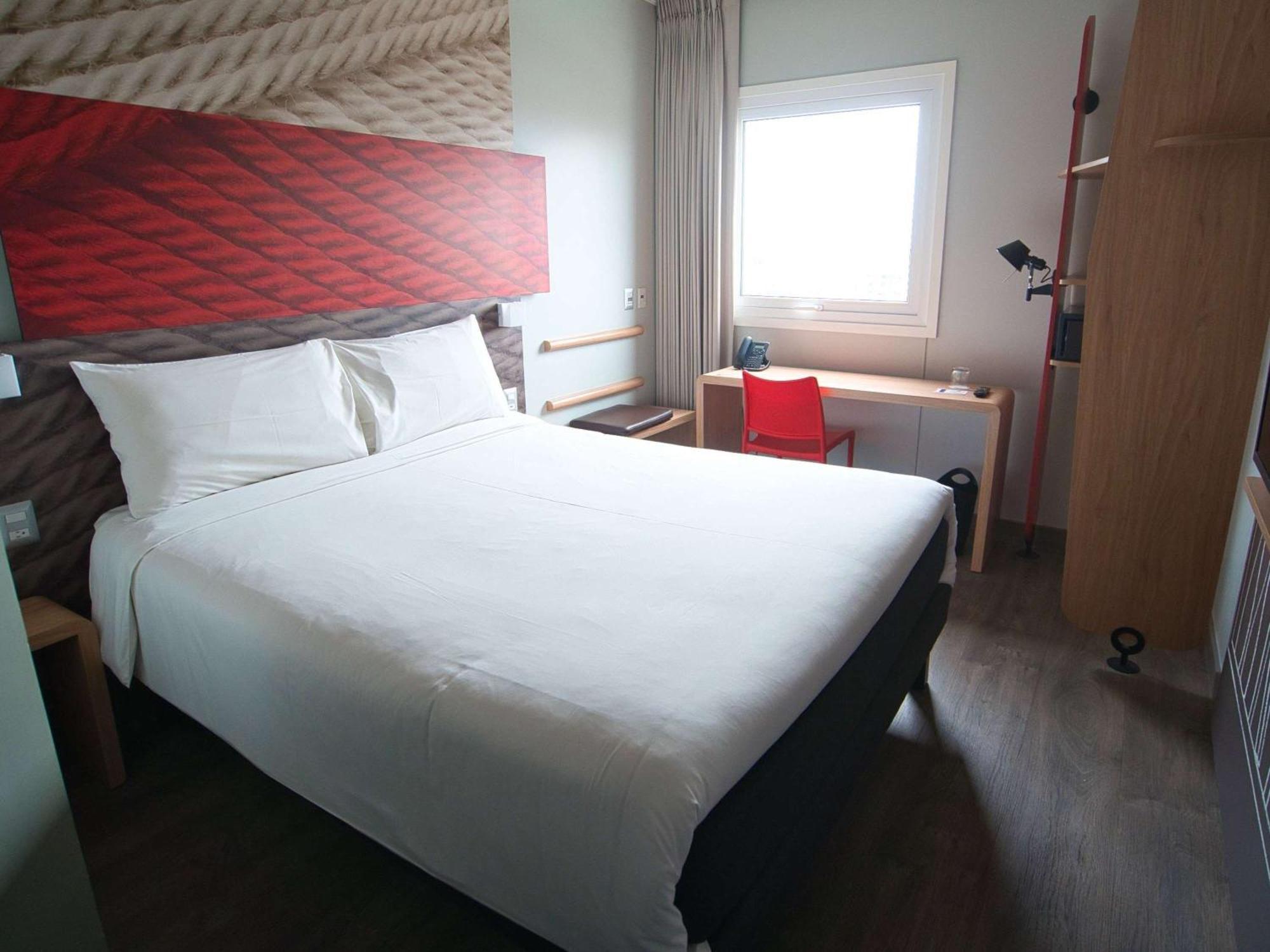 Hotel Ibis Trujillo Esterno foto