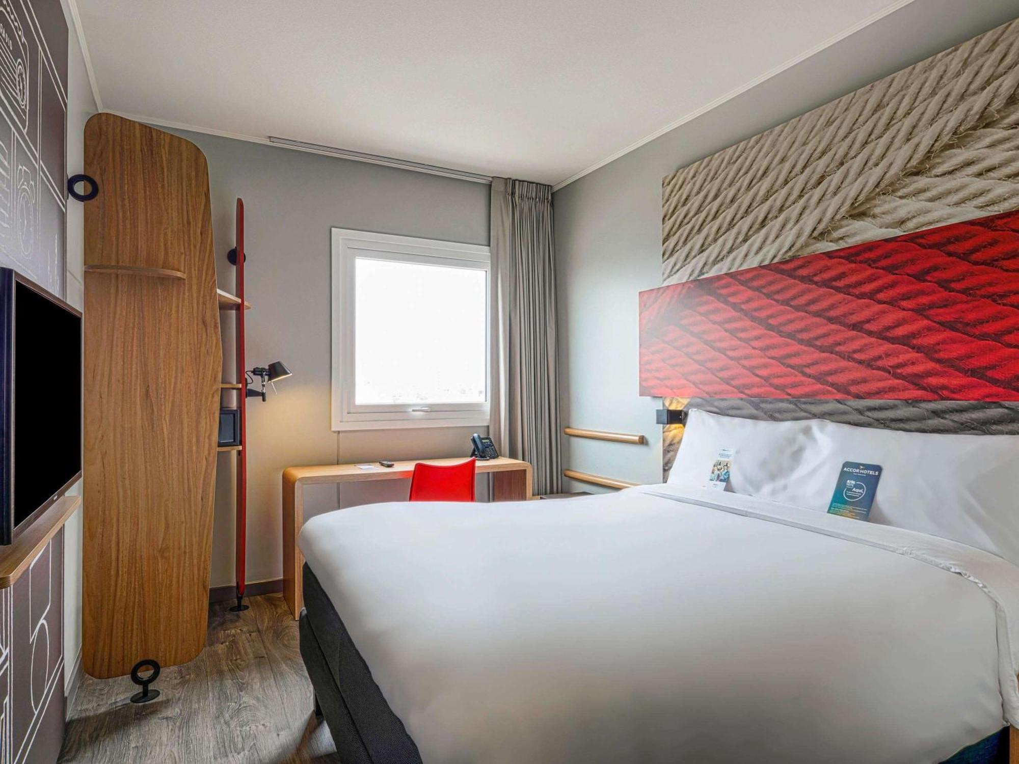 Hotel Ibis Trujillo Esterno foto