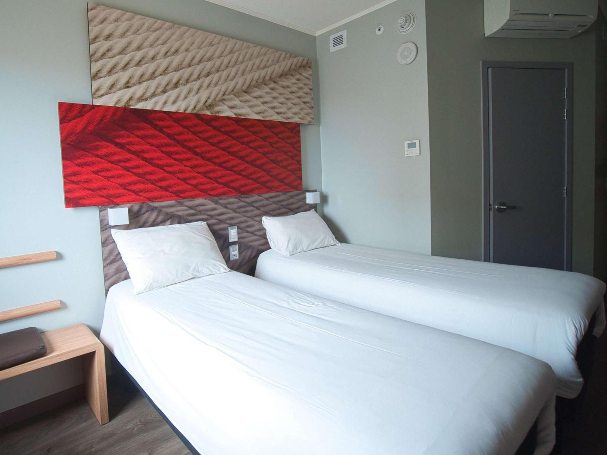 Hotel Ibis Trujillo Esterno foto