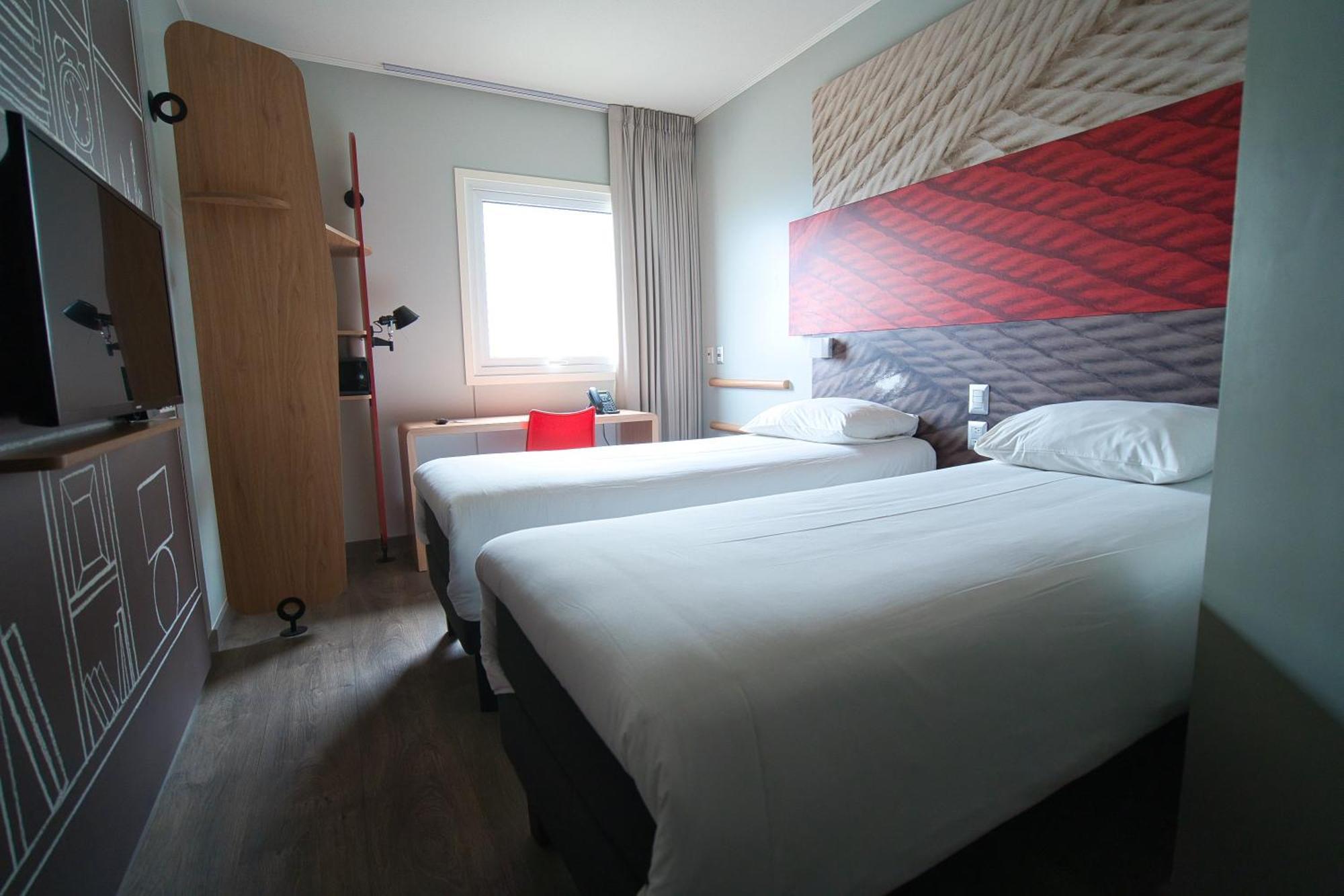 Hotel Ibis Trujillo Esterno foto