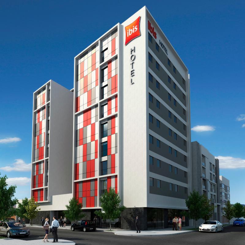 Hotel Ibis Trujillo Esterno foto